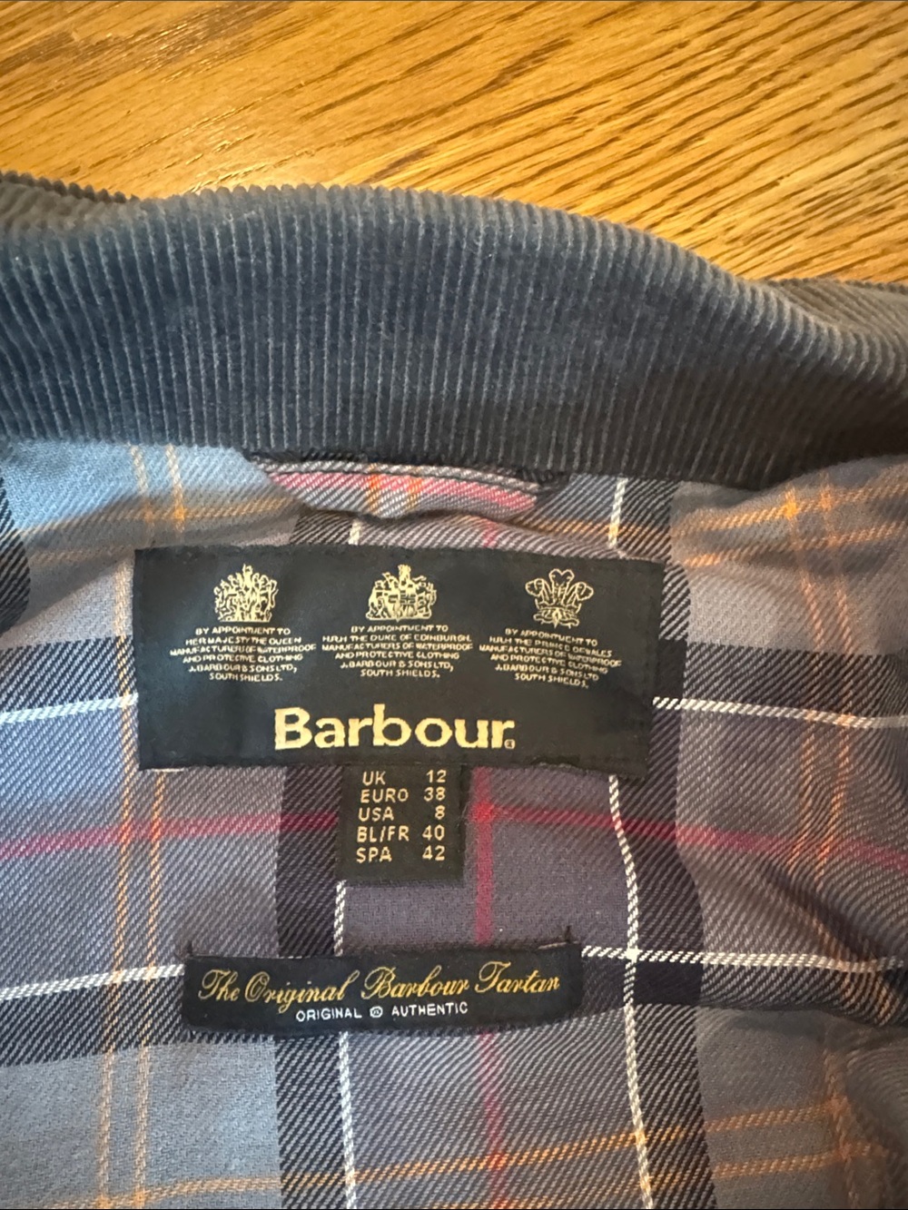 Barbour Black Utility Jacket with Tartan Lining and Corduroy Collar - Picture 3 of 14